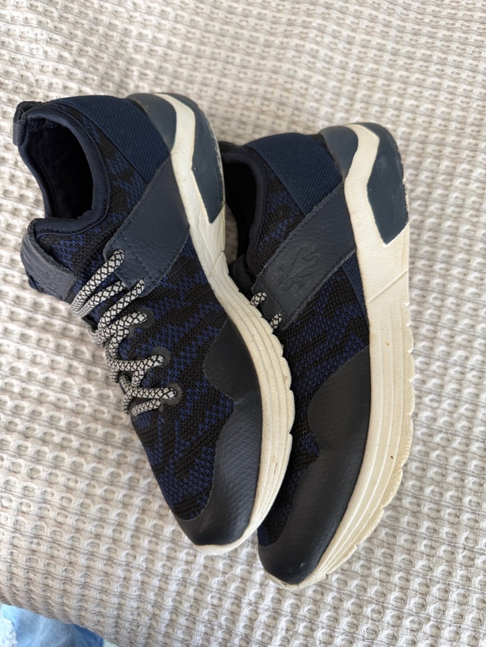 Fly London woman’s Navy and Black Knit Sneaker with Contrast Laces in size 37. - Picture 3 of 5